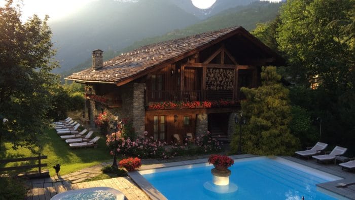 Mont Blanc Hotel Village