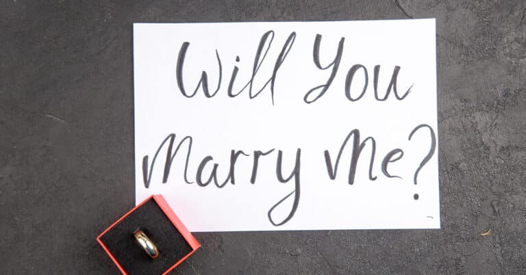 Frasi per proposta di matrimonio romantiche e originali