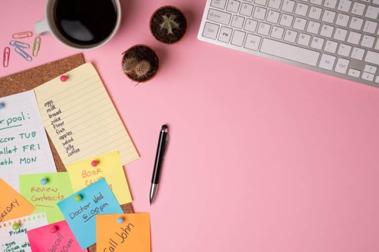 Agenda, appunti e checklist per pianificare un evento da zero