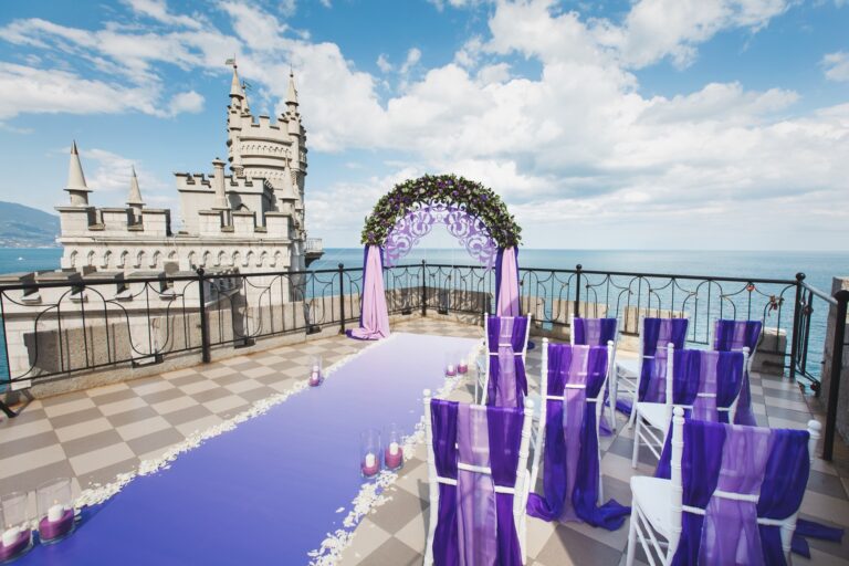 Cerimonia di matrimonio in castello su terrazza panoramica sul mare